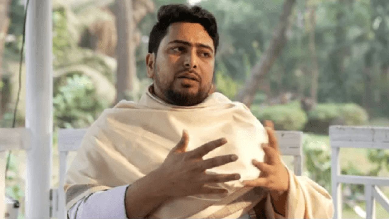 গণঅভ্যুত্থান করল ছাত্ররা, ফল ভোগ করছে রাজনৈতিক দলগুলো : নাহিদ ইসলাম