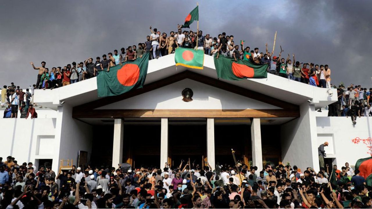 আগস্টের ৫ তারিখ যেভাবে  হলো ‘৩৬ জুলাই’