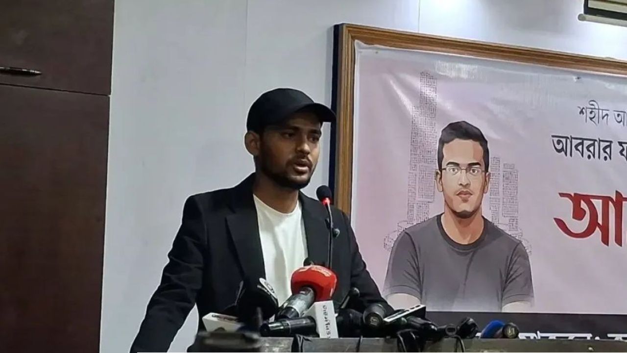 আমরা ভারতবিরোধী না, আধিপত্যবাদ বিরোধী: আসিফ মাহমুদ